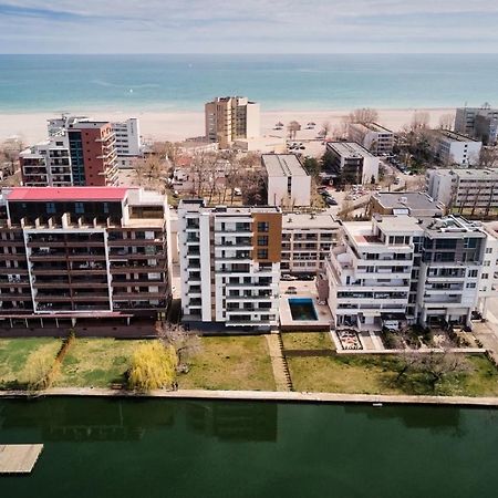 Riva Lake Boutique Mamaia Extérieur photo