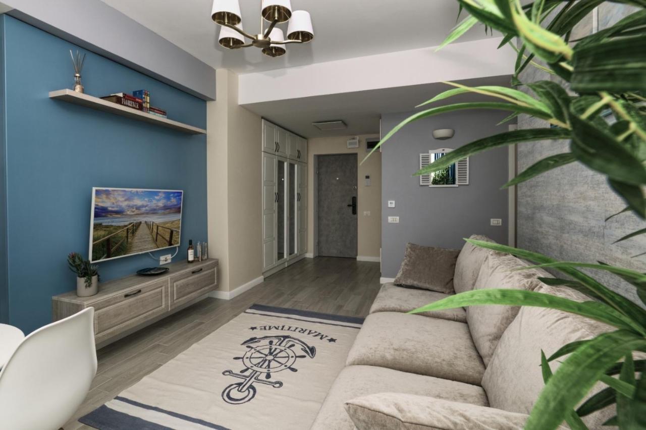 Riva Lake Boutique Mamaia Extérieur photo