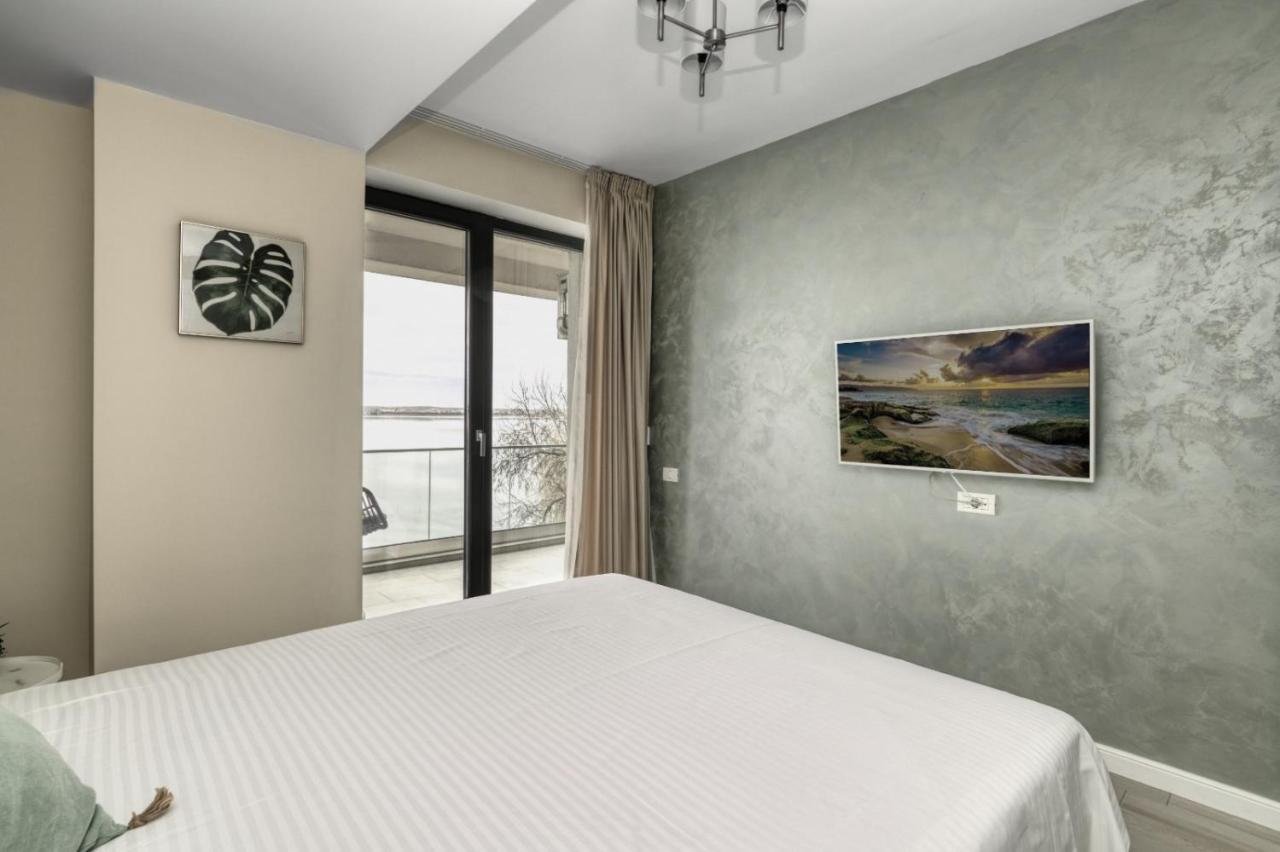 Riva Lake Boutique Mamaia Extérieur photo