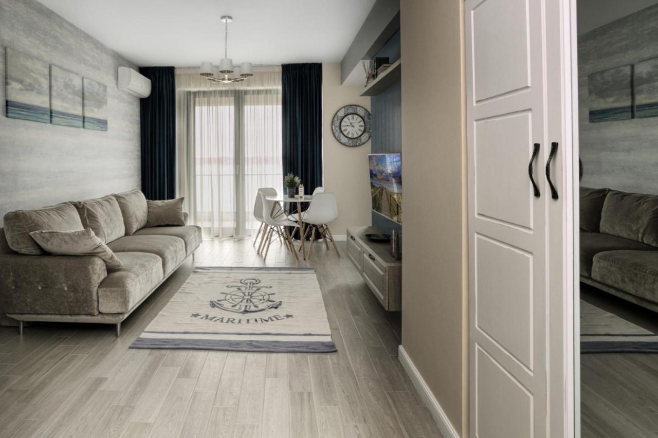Riva Lake Boutique Mamaia Extérieur photo